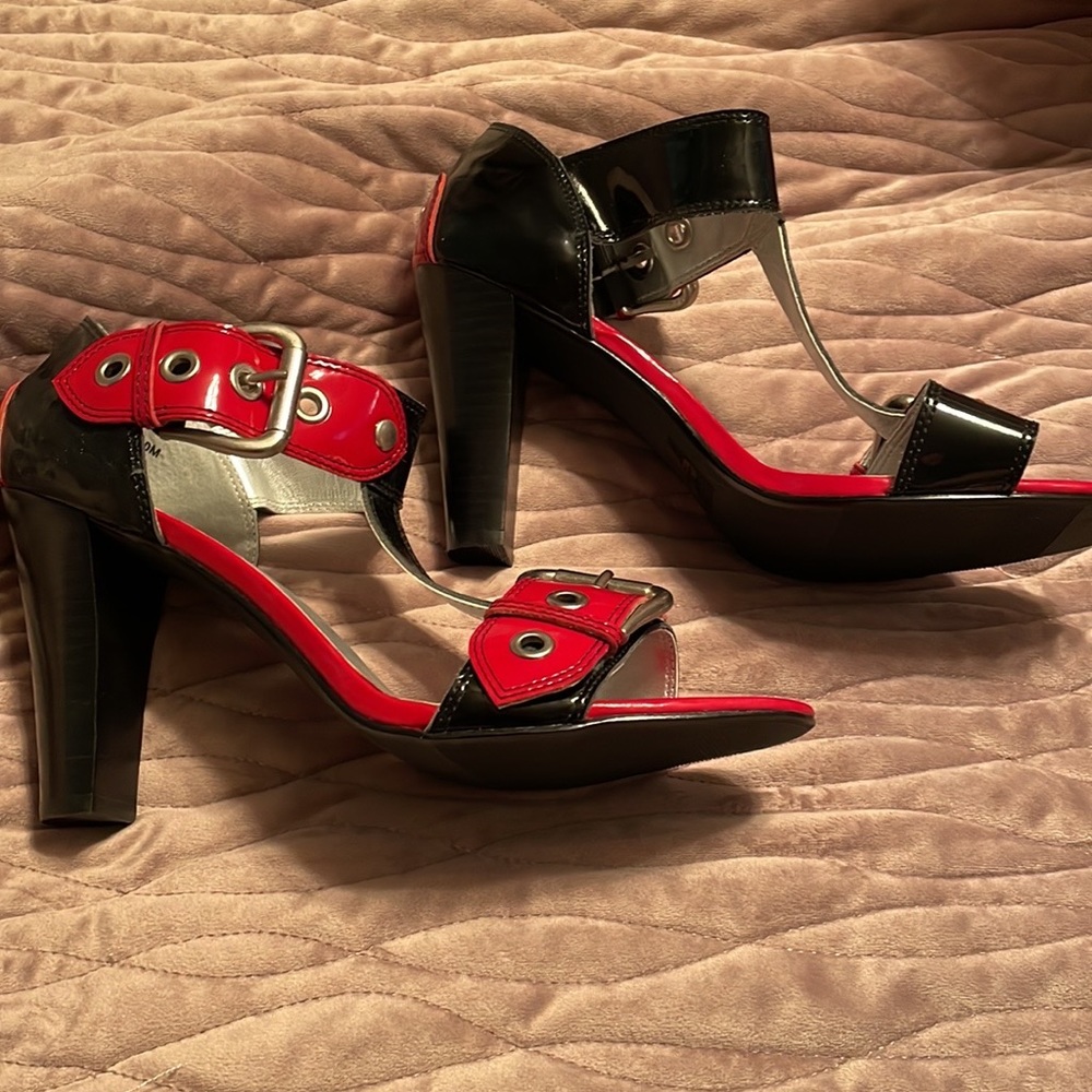 NWOT -Heels
